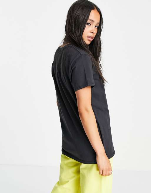 TYPO x Smile T Shirt classica colore grigio slavato ASOS