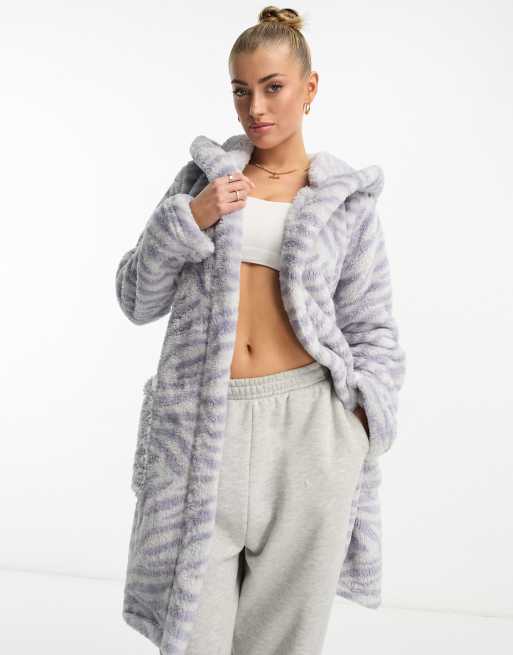 UGG Aarti cozy robe in grey zebra, 4 of 4