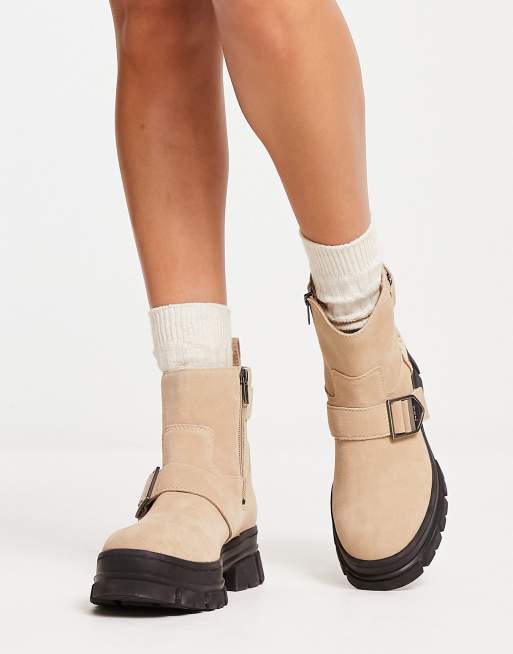 Ugg oren hotsell waterproof boot