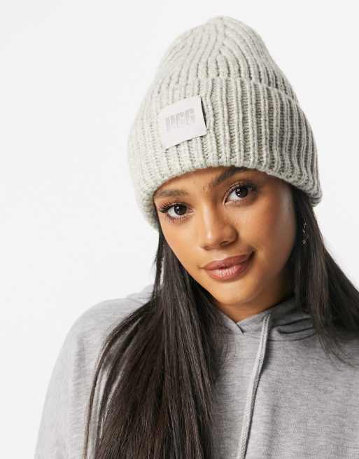 UGG Bonnet c tel pais Gris clair