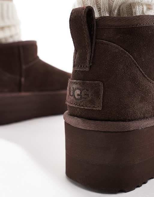 UGG Bottines classiques ultra basses semelle plateforme