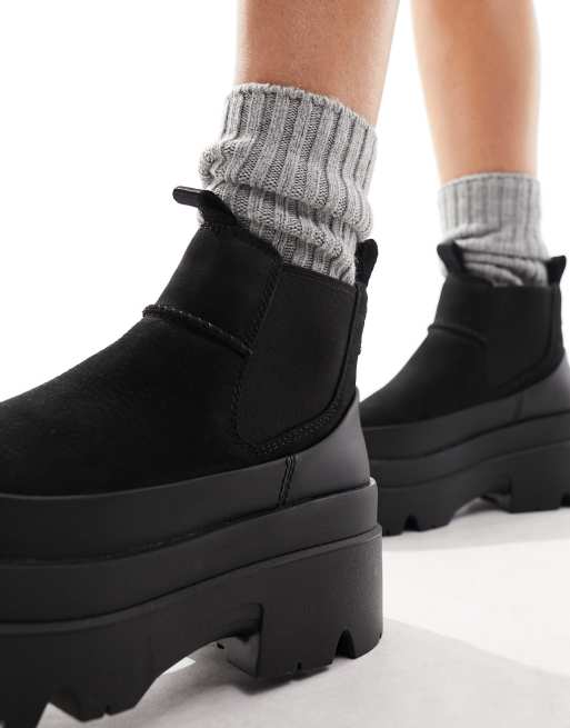 UGG – Brisbane – Chelsea-Stiefel in Schwarz | ASOS