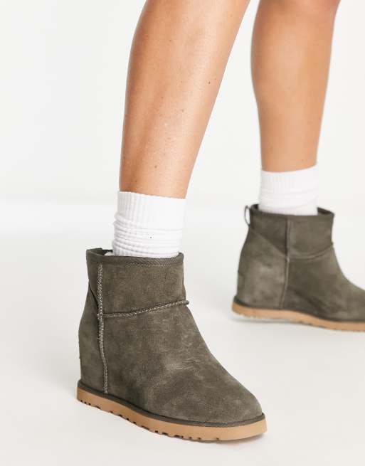 doorboren Patois Stijgen UGG - Classic Femme Midi - Korte laarzen met sleehak in bruin | ASOS