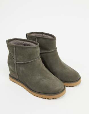 ugg hidden wedge boots