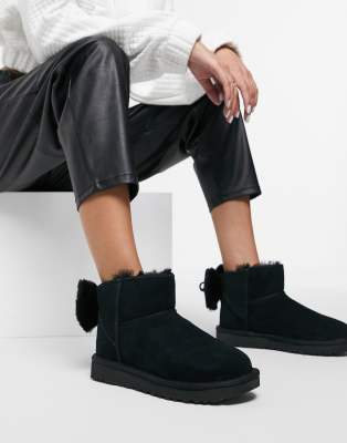 ugg mini bow black