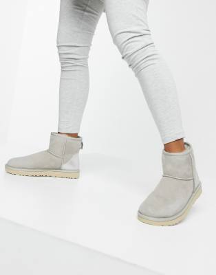 ugg mini classic metallic