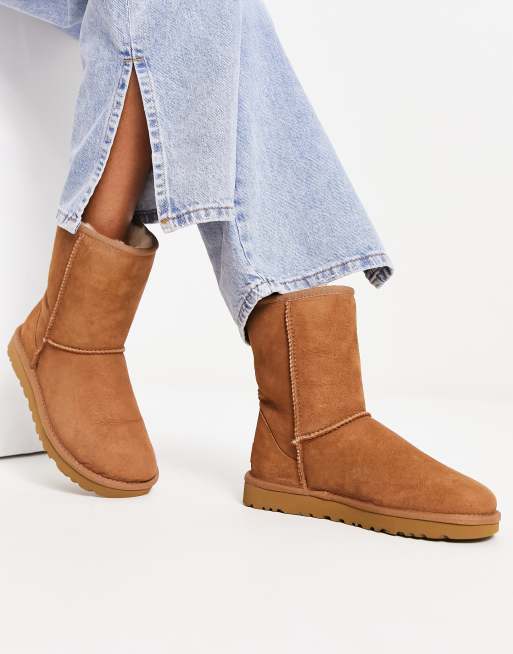 Classic Short II boots in chestnut ASOS