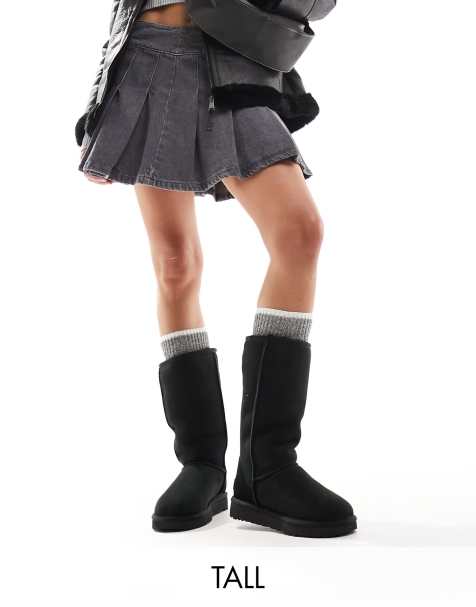 UGG Classic tall II boots in boots in black - view 1