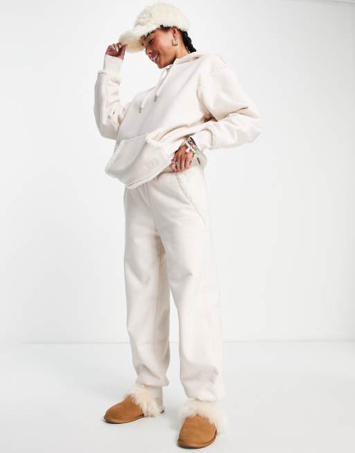UGG - Daylin - Joggers in pile felpato crema