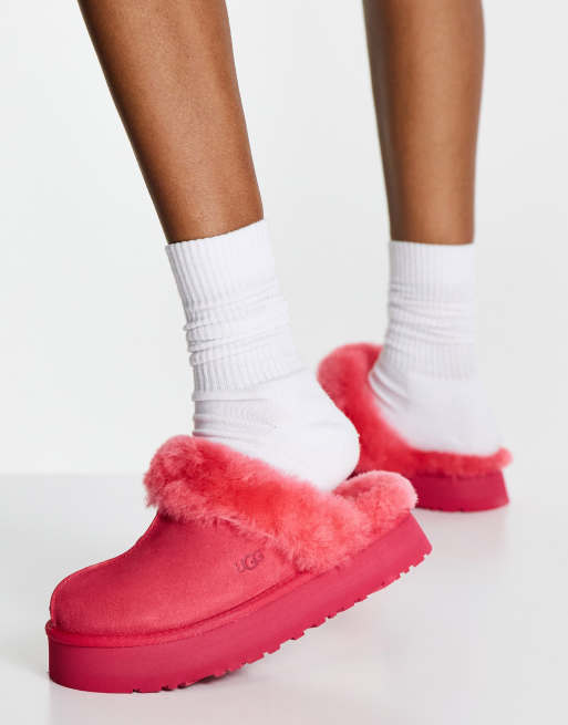 Pink slip on sale on uggs