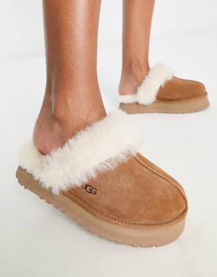 UGG - Disquette - Pantofole color castagna