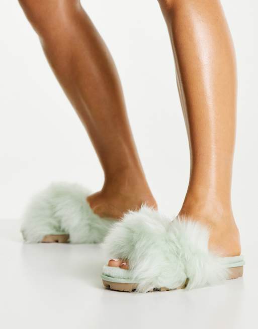 UGG Exclusive – Fuzzalicious – Miętowe kapcie ze skrzyżowanymi paskami, 4 z 4