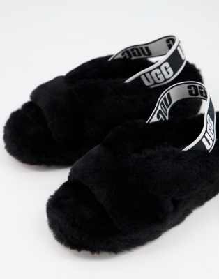ugg slidders