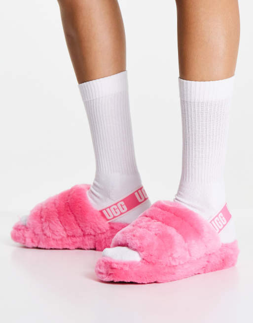 【新品未使用】UGG Fluff Yeah Slide ピンク もこもこ 新品未使用】UGG Fluff Yeah Slide ピンク もこもこ - メルカリ