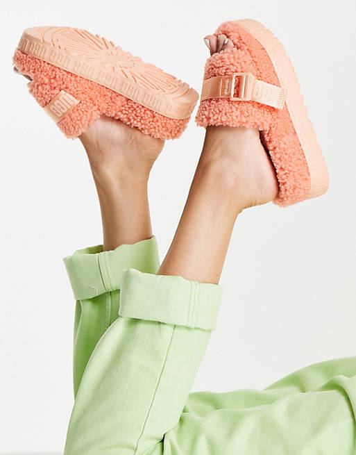 UGG Fluffita flat sandals in beverly pink