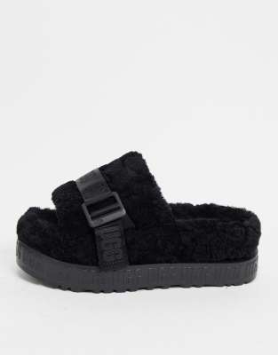 ugg fluffita black