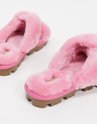 ugg fluffy pink slippers