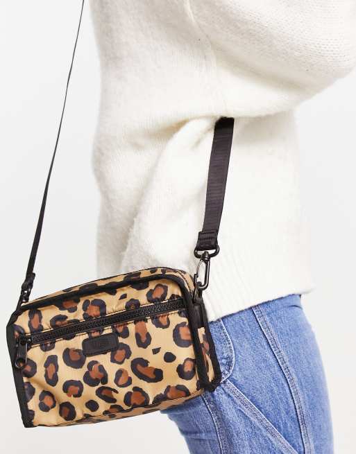 ✨New CALVIN KLEIN Sussex Nylon Leopard Print Crossbody Bag NWT $128