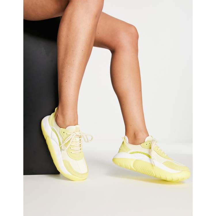 UGG La Cloud Low chunky trainers in yellow