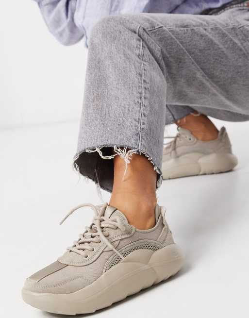 UGG L.A. Cloud low top sneakers in grey | ASOS