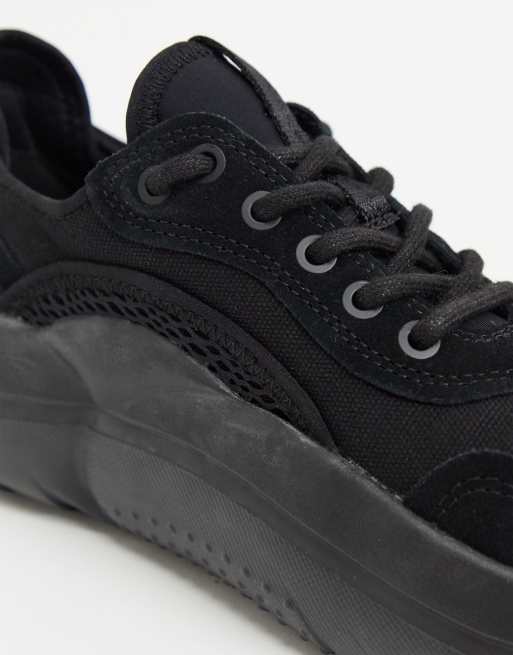 UGG L.A. Cloud low top trainers in black | ASOS