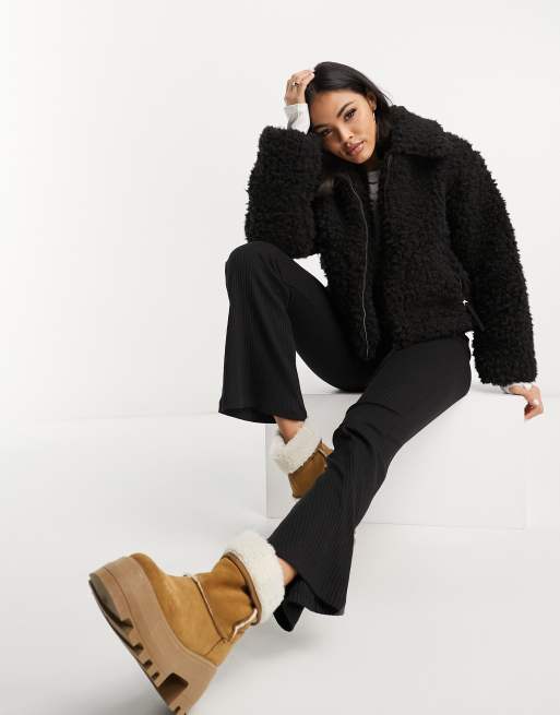 Ugg clothing deals