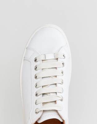 ugg milo trainers white