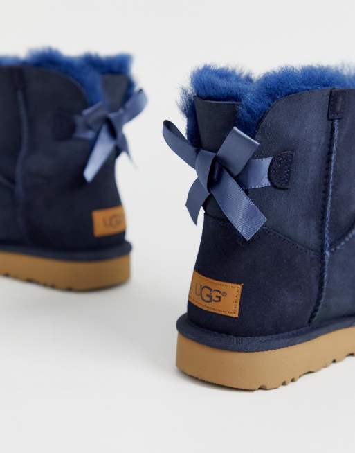 Ugg bleu marine store avec noeud