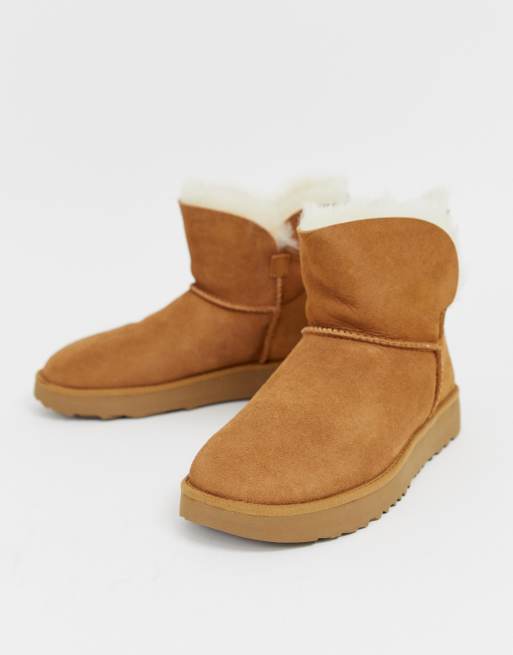 Ugg mini cuff deals boot