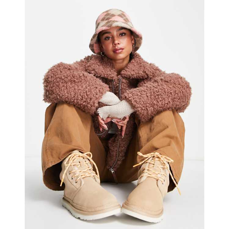 Ugg neumel size 7 sale