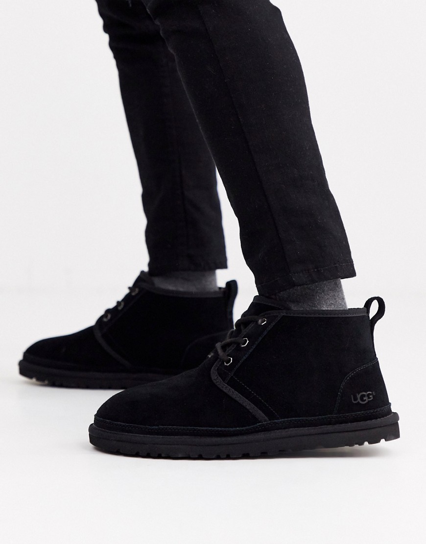 UGG- Neumel - Klassieke korte suède laarzen met veters in zwart