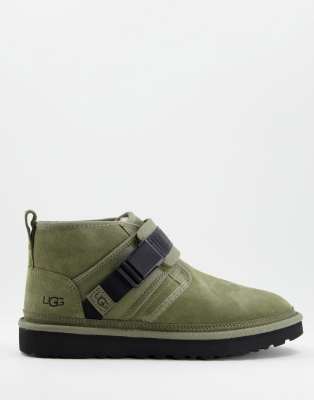 Ugg neumel snapback mini boots in olive-Green