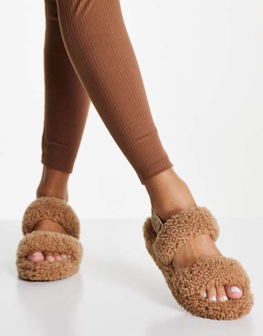 UGG - Oh Yeah - Flade teddy-sandaler med dobbelte remme i nøddebrun - Kun hos ASOS, 4 af 4
