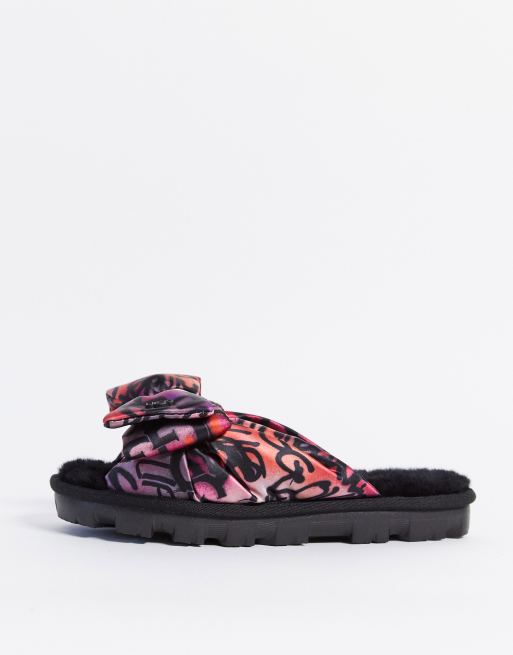 Graffiti store ugg slippers