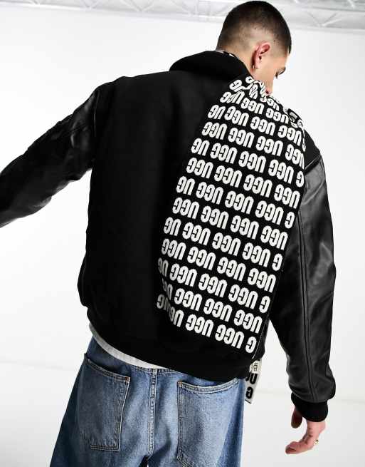 UGG アグ Rib Edge Repeating Logo Graphic Scarf UGG アグ Rib Edge Repeating Logo Graphic Scarf