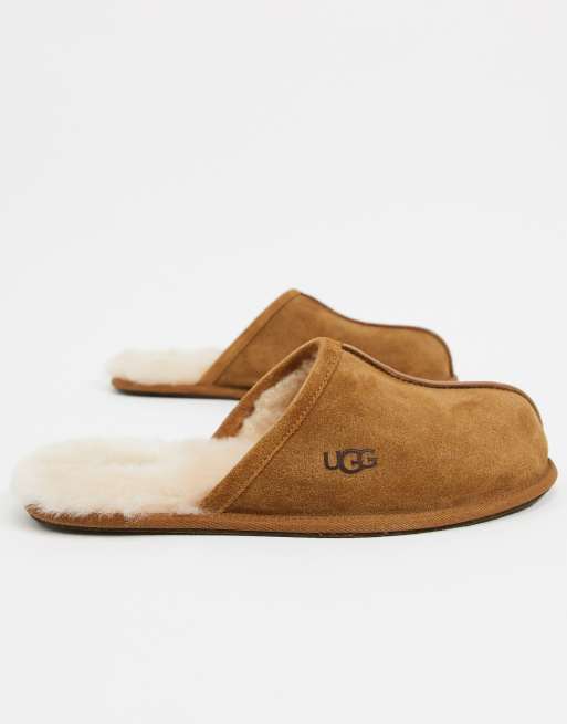 UGG – Scuff – Ljusbruna innetofflor i mocka
