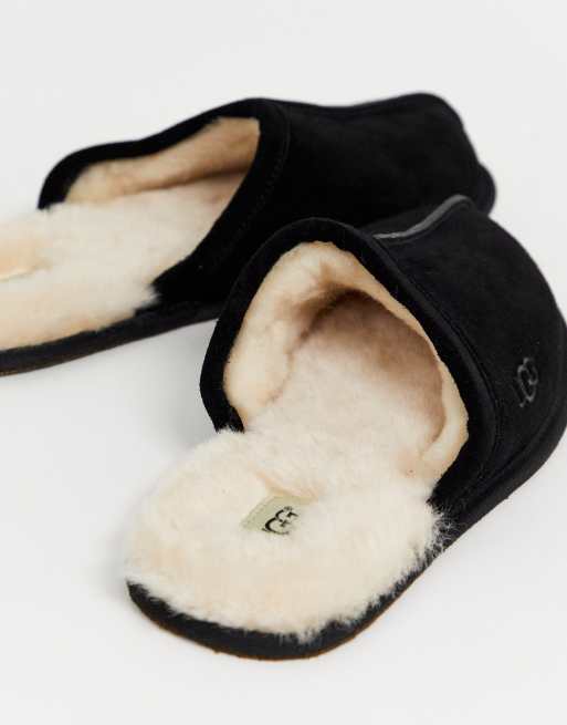 Ugg scuff sheepskin slippers in black