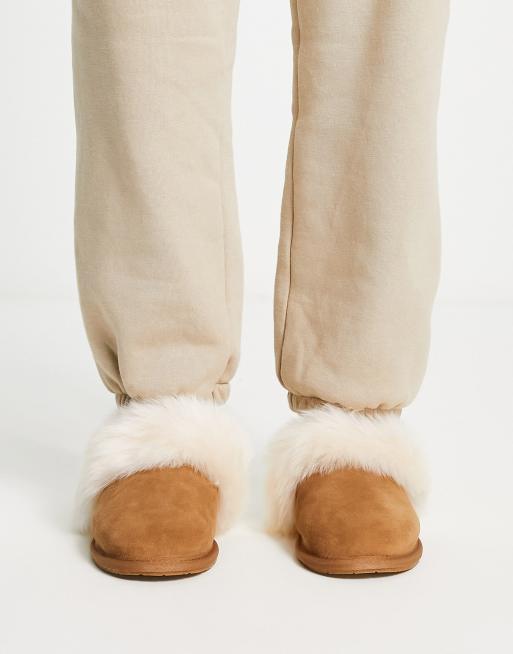 UGG Scuff Sis slippers in chestnut