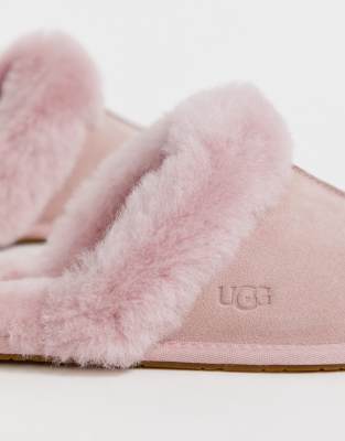 pink ugg slip ons