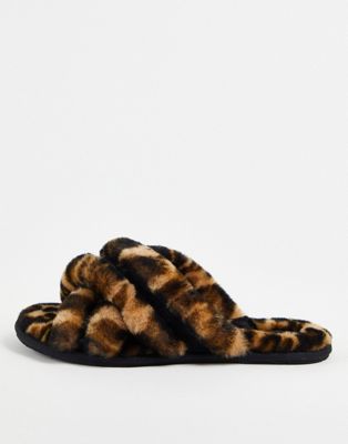 UGG Scuffita slippers in panther print