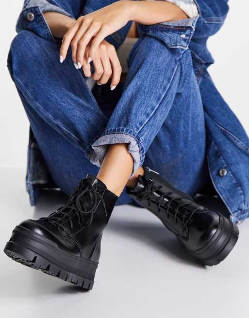 UGG - Sidnee - Chunky sorte snørestøvler