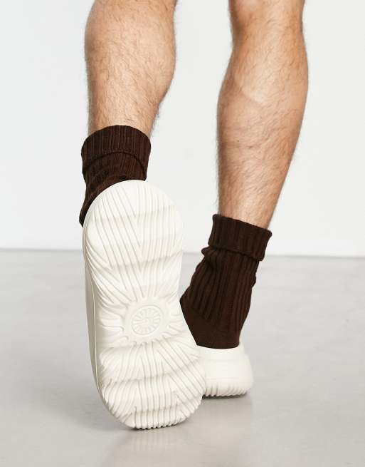 UGG Slide It moulded clogs in sand, 2 of 4
