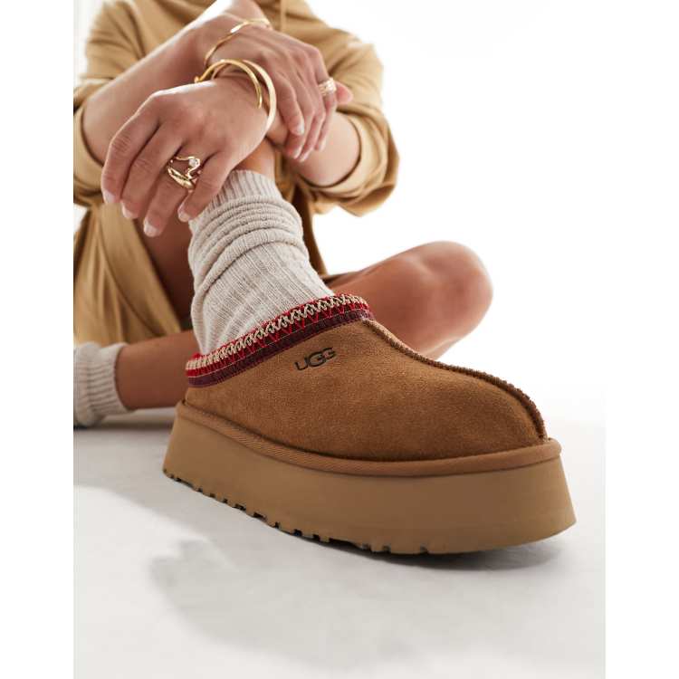 UGG Tazz shearling lined platform shoes in chestnut