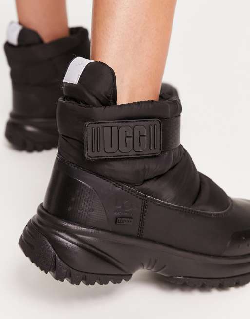 UGG Yose Puff in black | ASOS