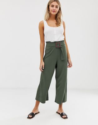 фото Укороченные брюки с широкими штанинами и фактурной пряжкой asos design-зеленый