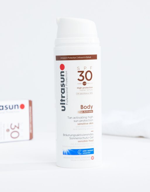 Ultrasun - Attivatore dell'abbronzatura per il corpo SPF30 da 150ml, 3 di 4