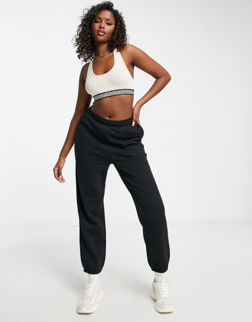 Bra and sweatpants cheap set