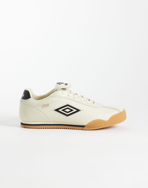 Umbro – 5V5 – Leder-Sneaker in Weiß - view 1