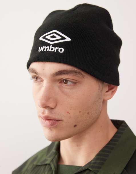 Umbro – Basic – Strickmütze in Schwarz - view 1