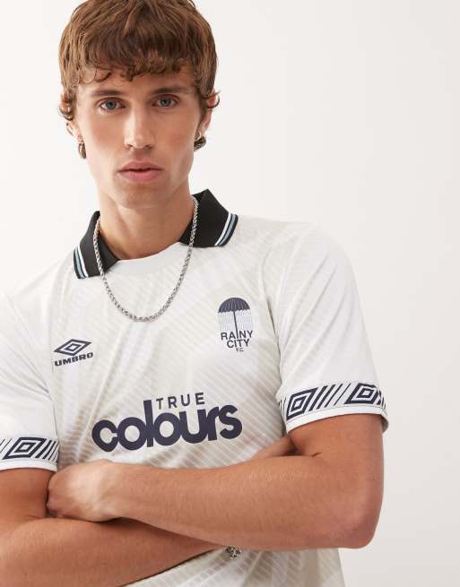 Umbro – Biała koszulka piłkarska z ozdobną taśmą, 4 z 5